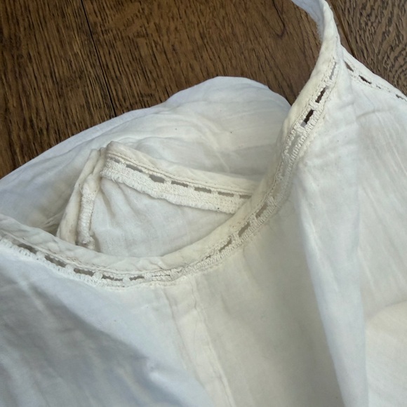 White Cotton Dainty Flowy Coquette Camisole Spring Top Hinge - Picture 8 of 10